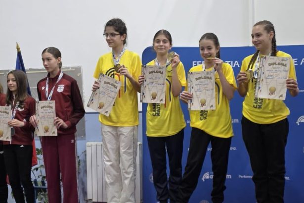 Atletism Campionatul National de Sala Under 14 CSS Bacau incheierea sezonului cu succes