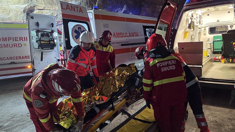 Exercitiu complex la Salina Targu Ocna simulare a unei interventii in caz de alunecare de teren