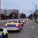 Onesti Tanara de 17 ani fara permis implicata intr un accident in parcarea unui magazin