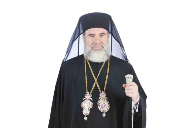 Personalitatea simbol a Arhiepiscopiei Romanului si Bacau lanaltpreasfintitul Parinte IOACHIM la varsta de 72 de ani