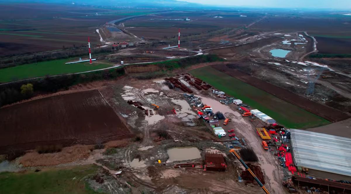Viaduct impresionant pe Autostrada A7 UMB construieste structura ce va traversa mlastinile si calea ferata de la Cleja