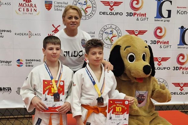 judo cupa miado csmeii bacauni tudor herciu si davide cojan pe podium la sibiu