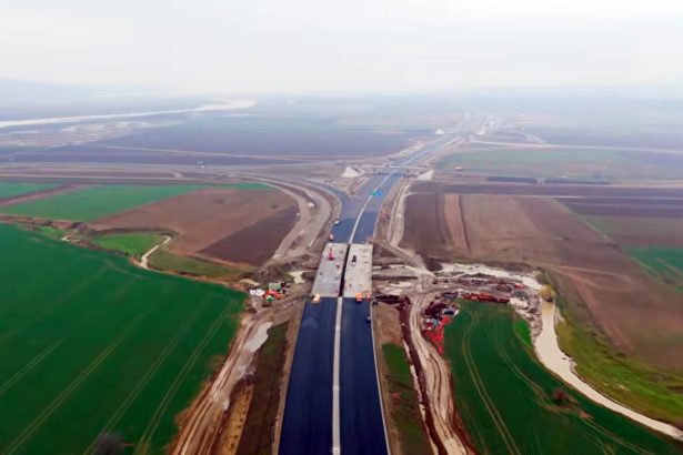 Autostrada A7 ia forma lucrari intensificate pe tronsonul Adjud