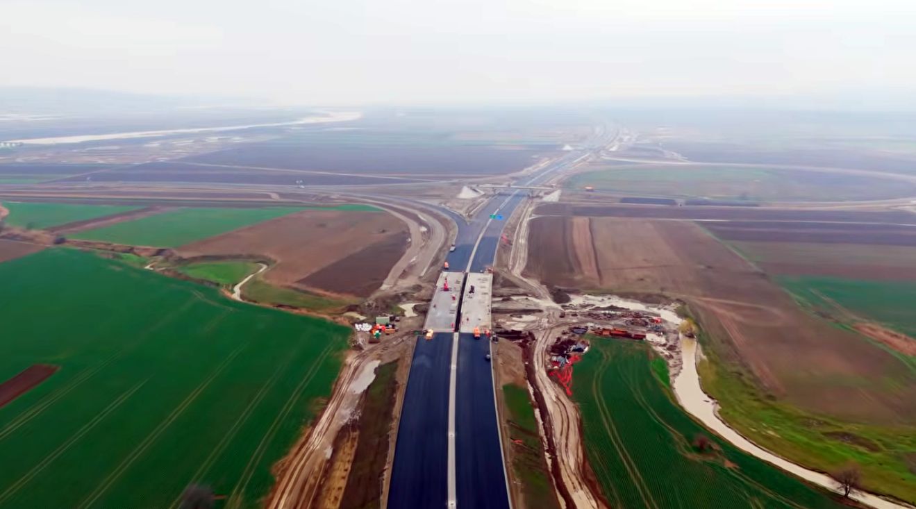 Autostrada A7 ia forma lucrari intensificate pe tronsonul Adjud