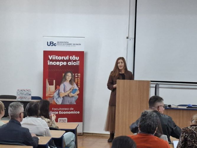 Cercul Pedagogic al cadrelor didactice de discipline socio umane organizat la Facultatea de Stiinte Economice a Universitatii Vasile Alecsandri din Bacau