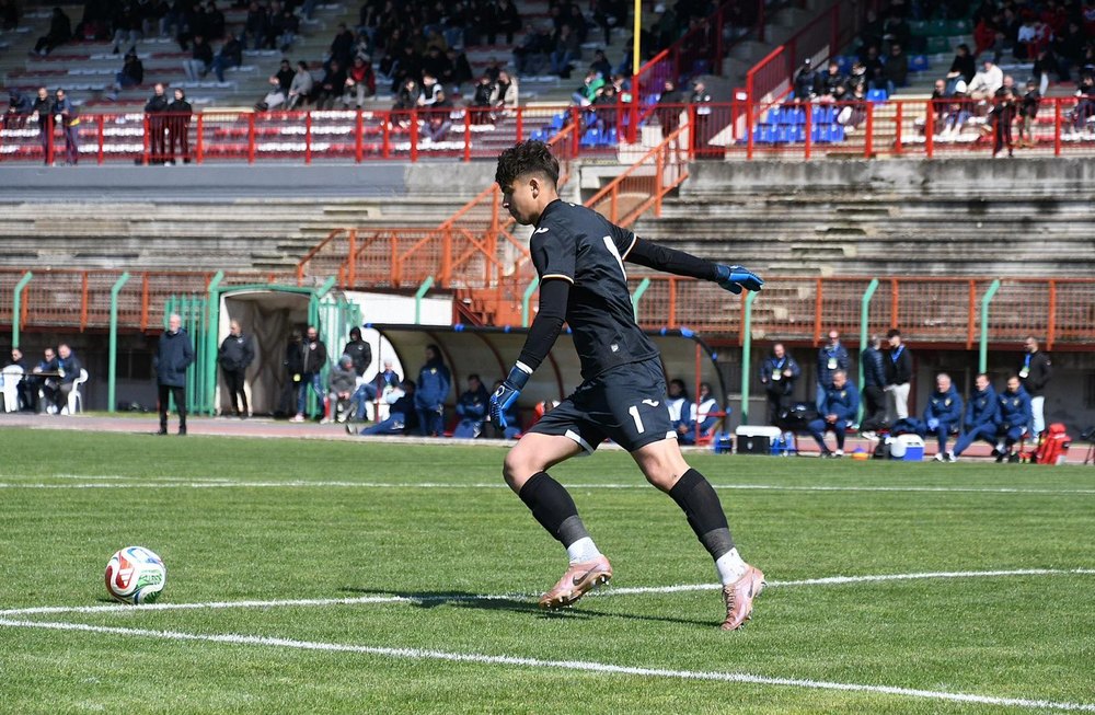 Fotbal Bacauanul Tudor Cosa s a calificat cu Romania U17 la Cupa Mondiala din Qatar