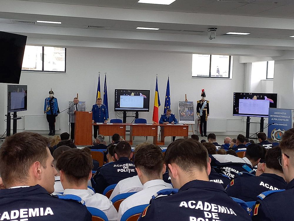 Intre misiunea pe terren si studiul istoriei militare Portretul ofiterului locotenent colonel Ioan Marcel