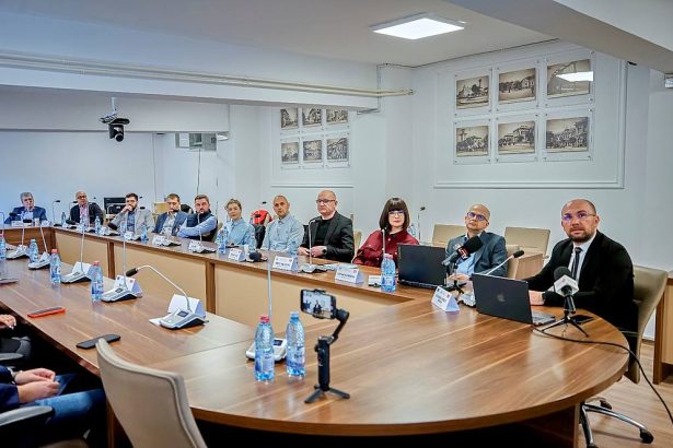 Judetul Bacau devine lider european in aplicarea inteligentei artificiale in administratia publica