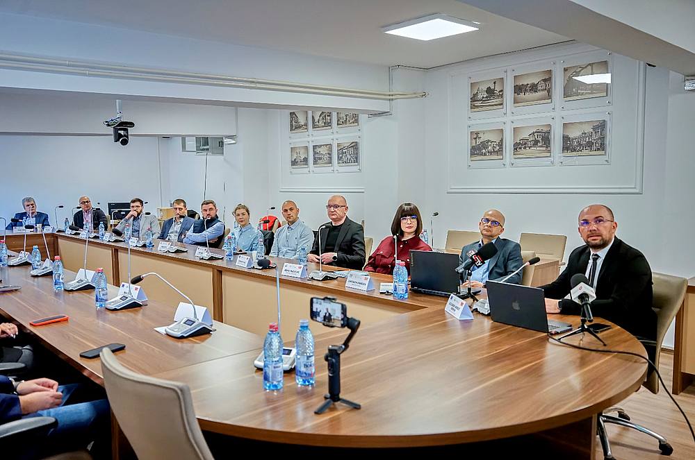 Judetul Bacau devine lider european in aplicarea inteligentei artificiale in administratia publica