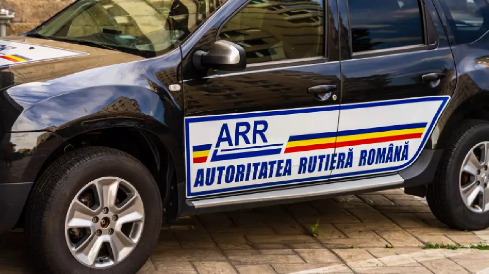 Perchezitii intr un dosar de coruptie la Autoritatea Rutiera Romana din Bacau Inspector suspectat ca primea mita pentru promovarea cursantilor