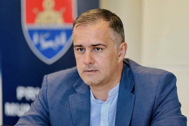 Primarul Lucian Daniel Stanciu Viziteu a facut plangere penala in urma amenintarilor si injuriilor primite online