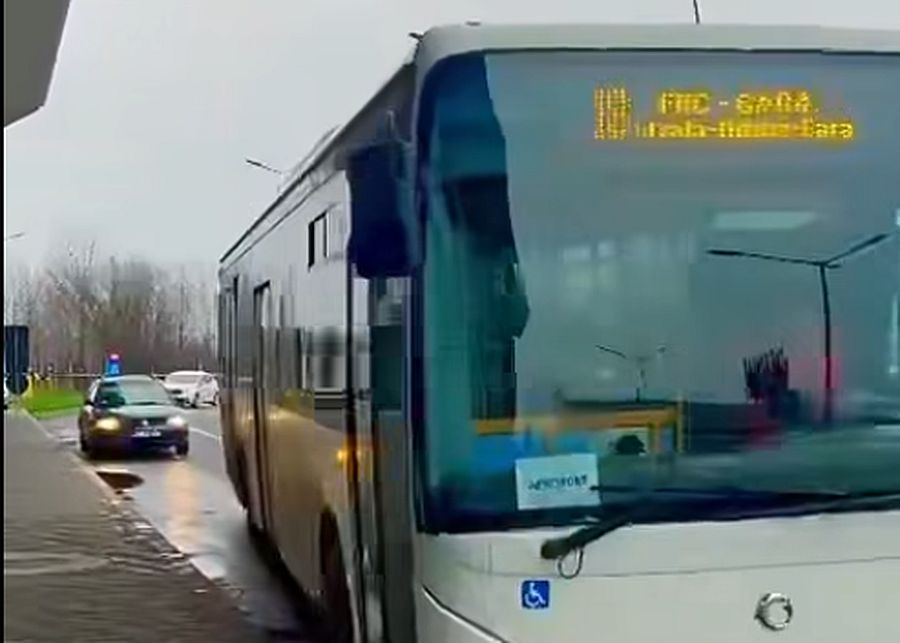 Transport public direct catre Aeroportul International George Enescu Bacau