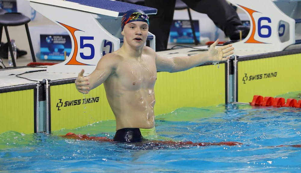 Un bacauan stabilit in Irlanda a obtinut medalia de bronz la Campionatul National de Inot al Romaniei