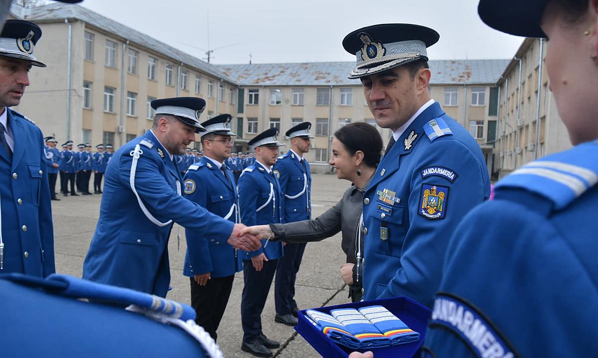 Ziua Jandarmeriei Romane celebrata la Bacau prin ceremonii militare si avansari in rang