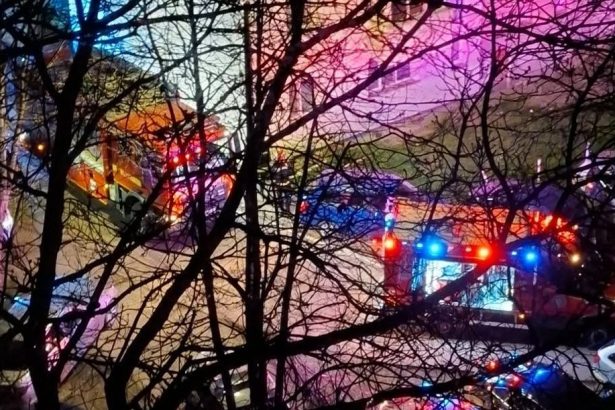 incendiu generat de o lumnare ntr un apartament din bacau o femeie a fost internata la spital