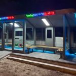 Comuna Manastirea Casin dispunede statii de autobuz inteligente iar investitia cuprinde si banci smart si un sistem de iluminat modern