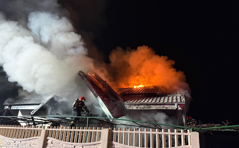 Numarul incendiilor a crescut in judetul Bacau Focul deschis este principala cauza