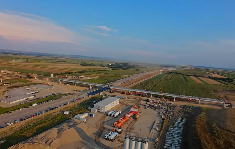 A7 isi contureaza forma UMB progreseaza cu lucrarile la nodul rutier Oniscani intre Bacau si Roman