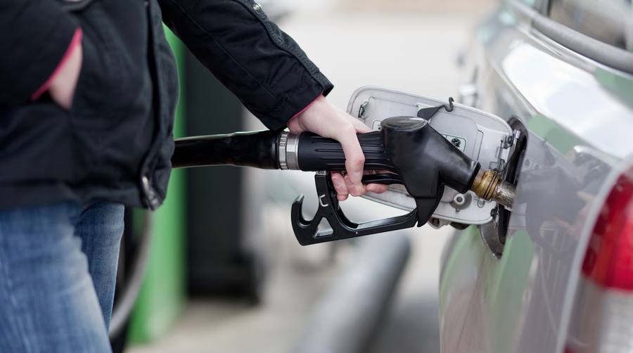 Carburantii raman scumpi in Bacau un plin de motorina este cu aproximativ 50 de lei mai costisitor decat la sfarsitul lunii iunie