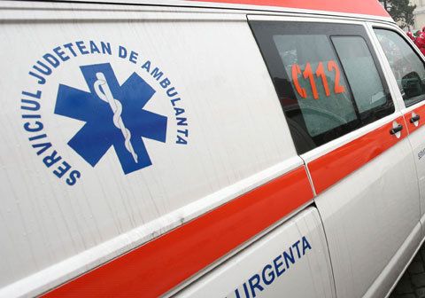 DSU investigheaza Ambulanta Bacau dupa publicarea unor imagini controversate in timpul transportului unui pacient