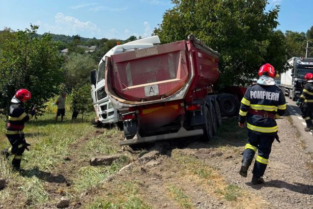 O autobasculanta a parasit carosabilul in comuna Scorteni fara a fi raportate victime