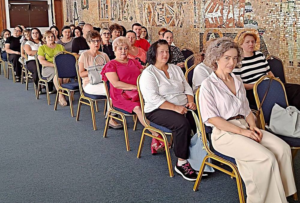 Personalul medical de la Spitalul Prof Dr Eduard Apetrei Buhusi instruit in etica integritate si siguranta la locul de munca