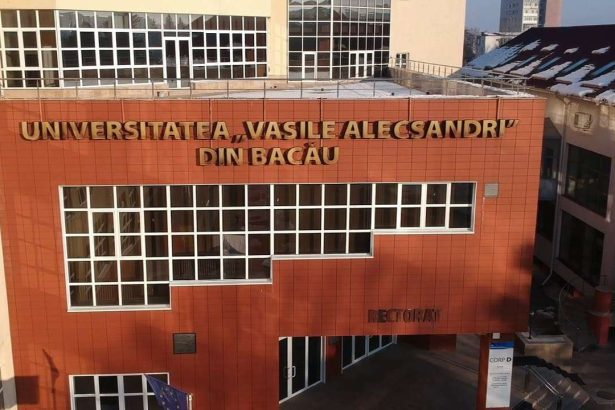 Peste 9000 de optziuni pentru admitere la Universitatea Vasile Alecsandri din Bacau