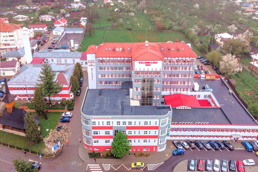 Prefectura Bacau a contestat in instanta decizia Consiliului Local Moinesti referitoare la rezilierea contractului de management al spitalului