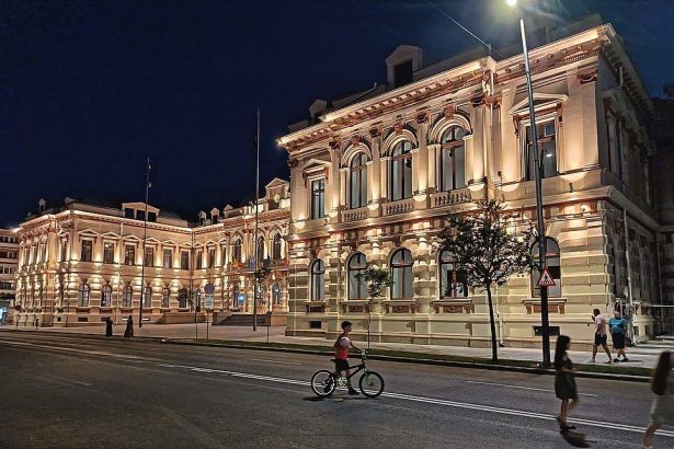 Prefectura Bacau opreste lumina