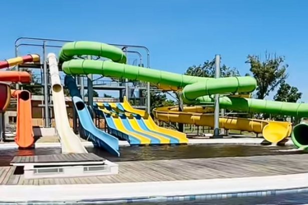 Primaria Bacau pregateste concesionarea administrarii Aqualand Proiectul va fi discutat in cadrul Consiliului Local