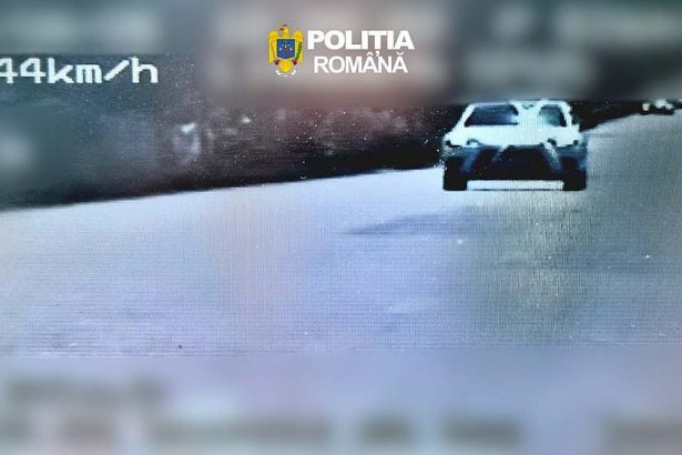 Sofer oprit cu 144 km h in localitatea Cleja Permis suspendat pentru 120 de zile