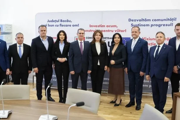 Ambasadorul Israelului în România, vizită la Consiliul Județean Bacău
