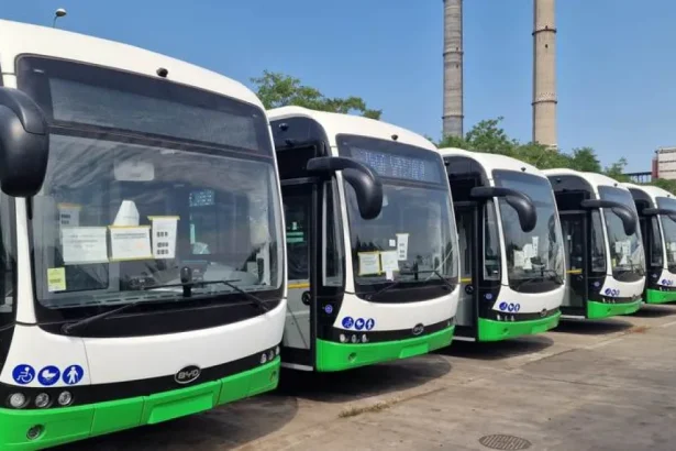 Bacău: cinci stații rapide de încărcare pentru autobuze electrice