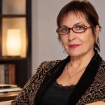 Carmen Mihalache: literatura iubită deschide porți spre lume și autocunoaștere