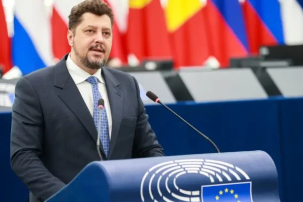 Claudiu Târziu, numit vicepreședinte al Partidului Politic Creștin European (ECPP)