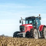 Fermierii pot primi până la 200.000 de euro pentru consolidarea exploatațiilor agricole