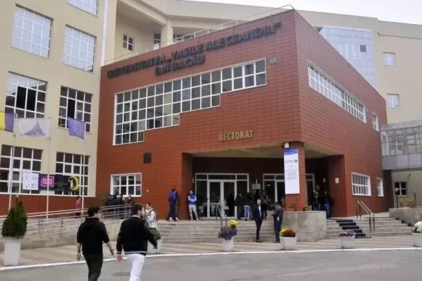 Noaptea Cercetătorilor la Universitatea „Vasile Alecsandri” din Bacău: 18 ateliere