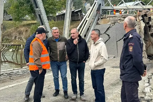 Podul provizoriu de la Ciobănuș, instalat în jurul datei de 20 octombrie