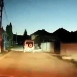 Polițiștii l-au reținut după o urmărire în trafic pentru multiple abateri rutiere