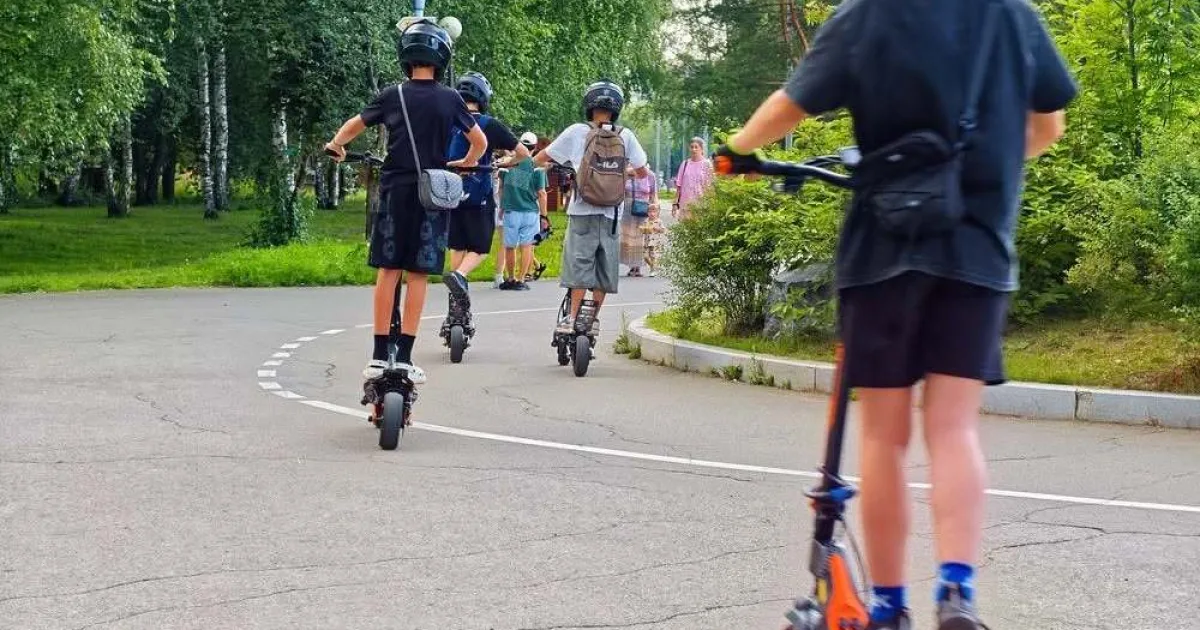 Reguli noi pentru trotinete, biciclete și mopede în Bacău. Amenzi de până la 1.000 de lei