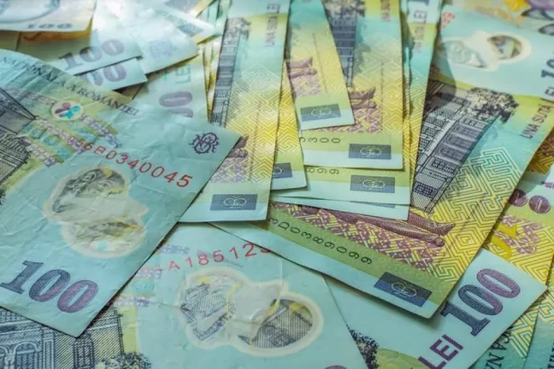 Salariile din Bacău au pierdut teren. Câștigul mediu e cu peste 13% sub media națională
