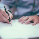 197 de candidați au dat prima probă a concursului pentru directori de școli din Bacău