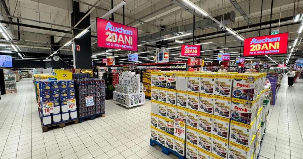 20 de ani de Auchan în România: mii de oferte, beneficii și solidaritate