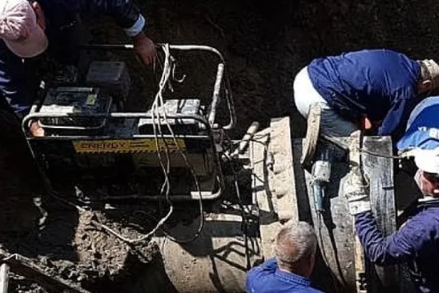 Avarie pe conducta Valea Uzului – Bacău. Sâmbătă dimineață, apă doar trei ore