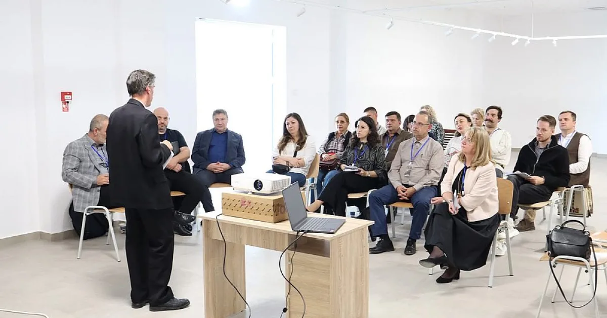 Bacăul devine centrul cercetării istorice românești