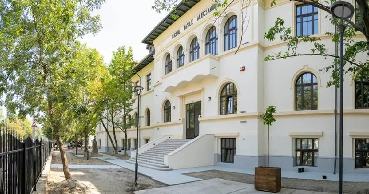 Colegiul Național „Vasile Alecsandri” Bacău aniversează 105 ani de educație