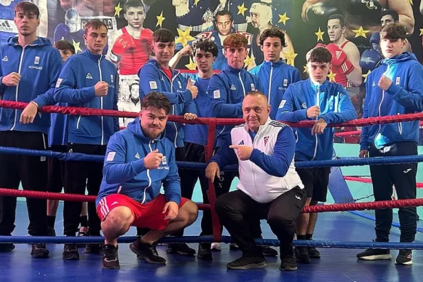 Gîlea, un nou boxer băcăuan antrenat de Relu Auraș, la Europene!