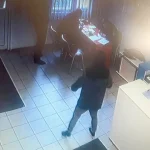 Tânăr din Onești, prins cerșind în Iași. S-a ridicat din scaunul cu rotile